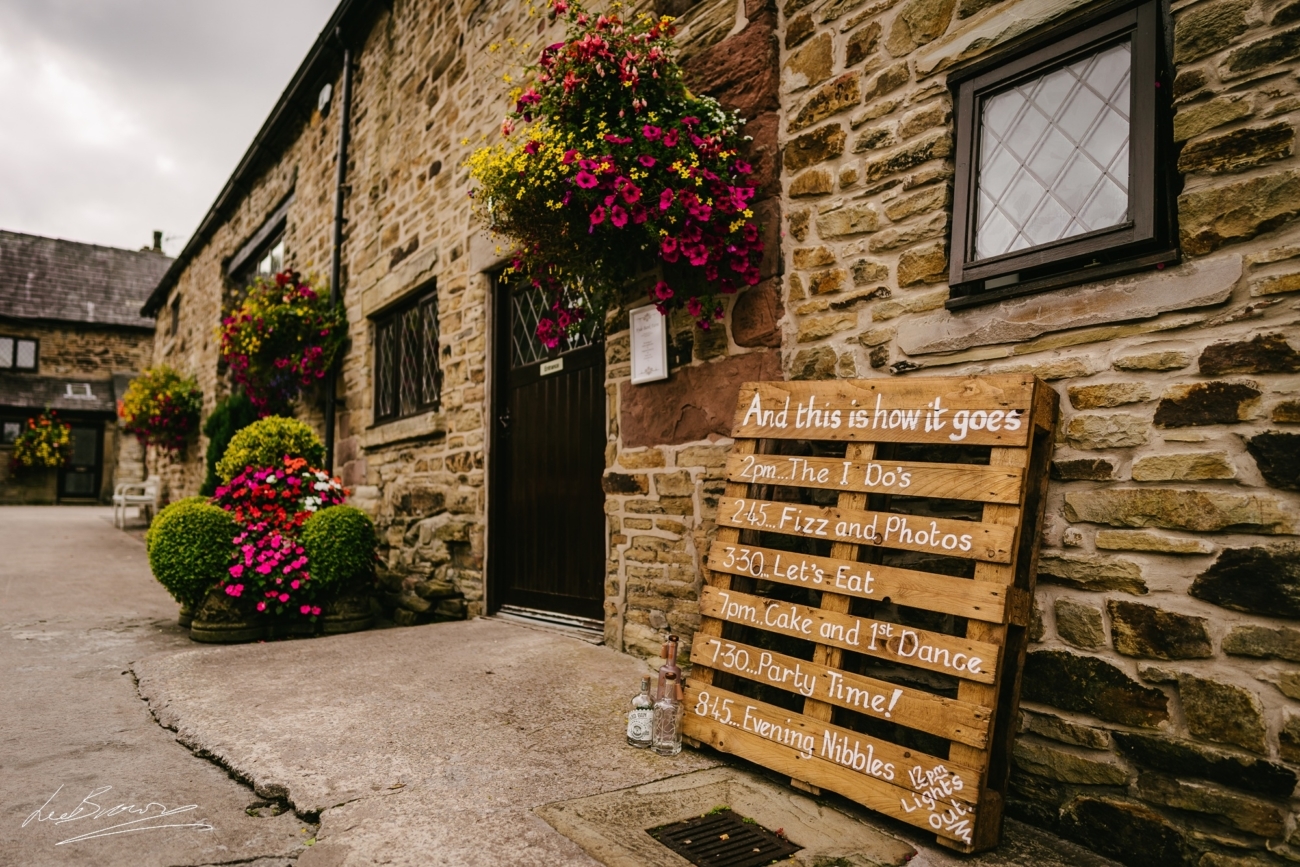 Hyde Bank Farm Weddings - Mags & Andy 5 MalgorzataAndrew 0004