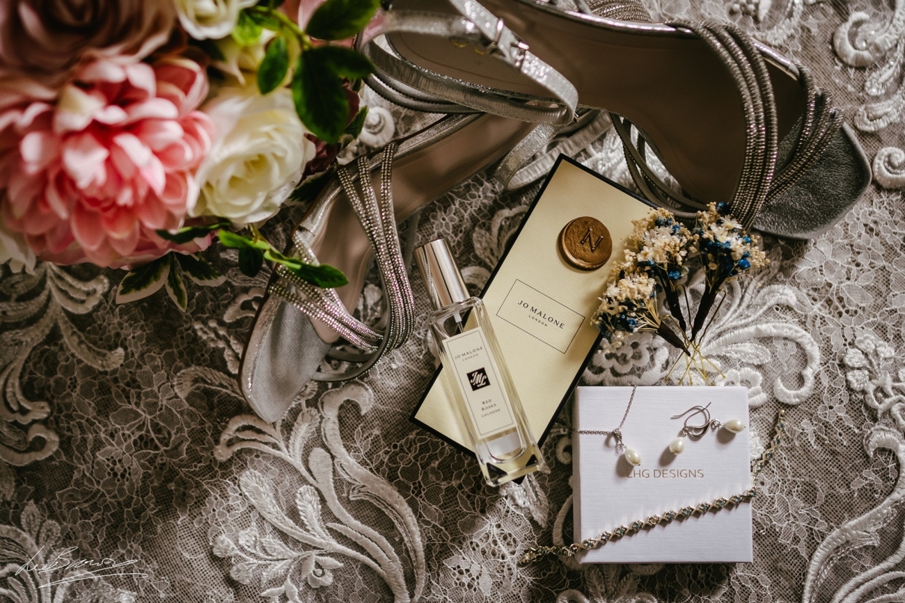 Wedding Photography At Sandhole Oak Barn - Nicole & Alex 9 Wedding Photography At Sandhole Oak Barn 0009