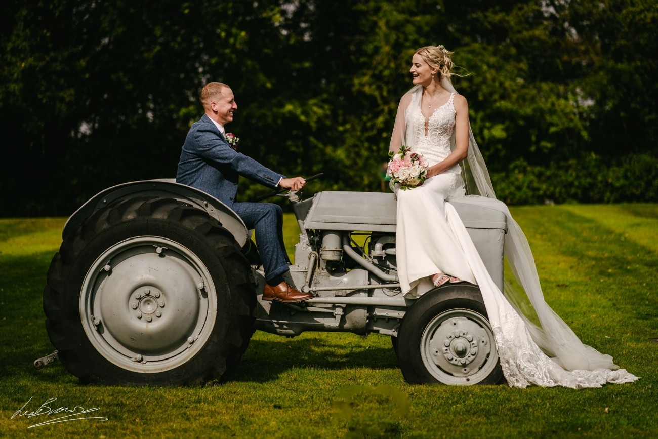 Wedding Photography At Sandhole Oak Barn - Nicole & Alex 81 Wedding Photography At Sandhole Oak Barn 0081