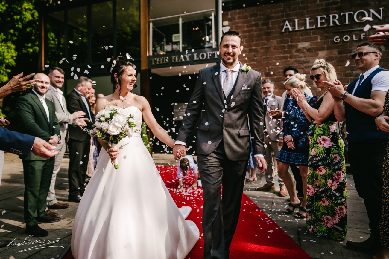 Allerton Manor Wedding Photography 091