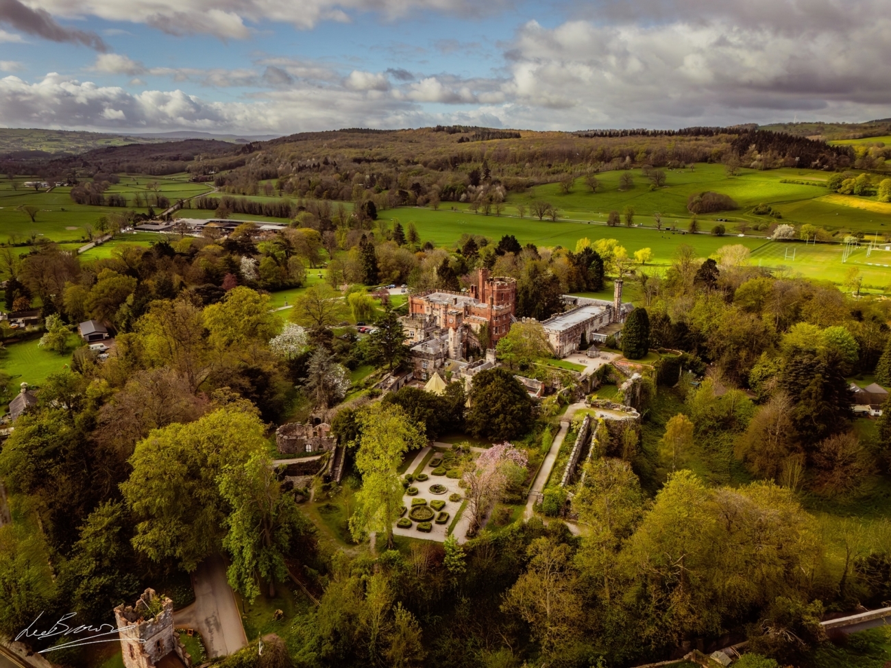 Ruthin Castle Hotel Spa Wedding 0001