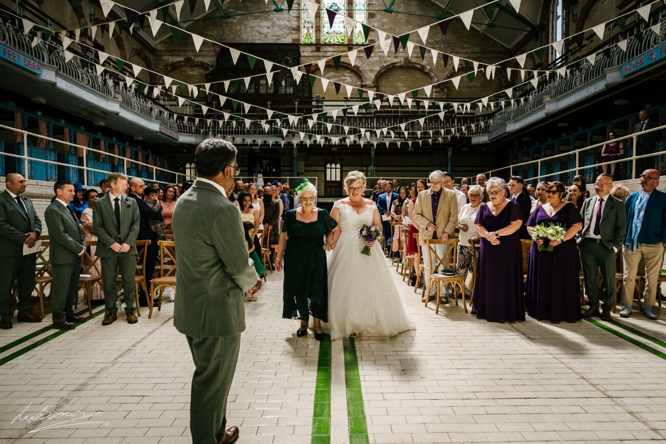 Victoria Baths Wedding - Helen & Mahinda 17 Victoria Baths Wedding 0016