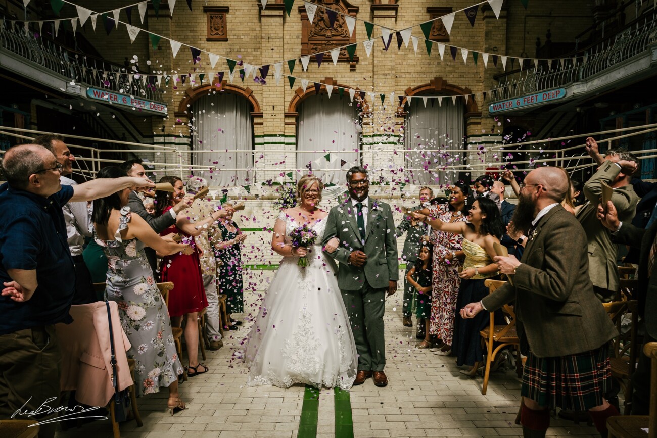 Victoria Baths Wedding - Helen & Mahinda 30 Victoria Baths Wedding 0029